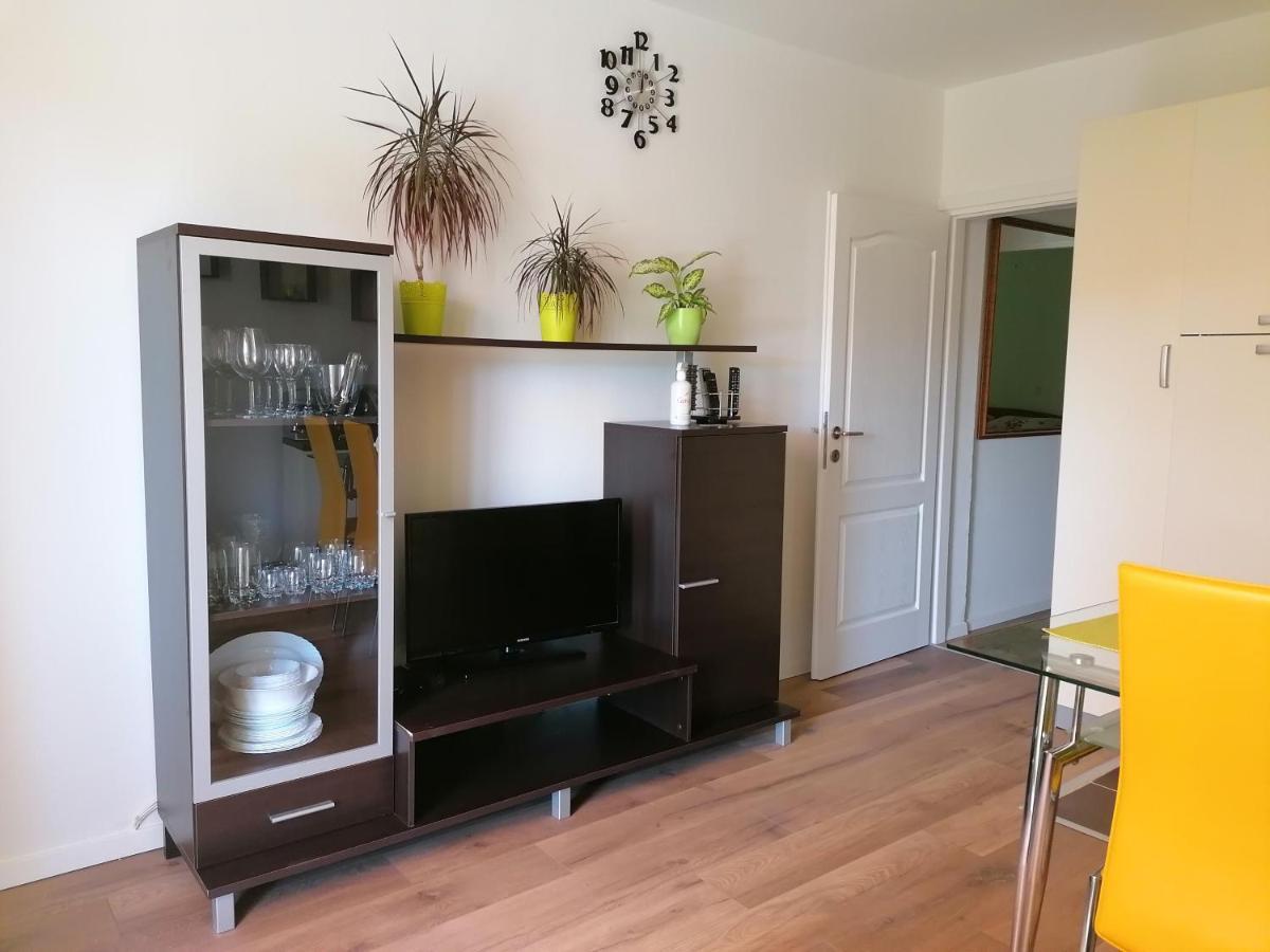 Apartment Poldrugo كريس المظهر الخارجي الصورة